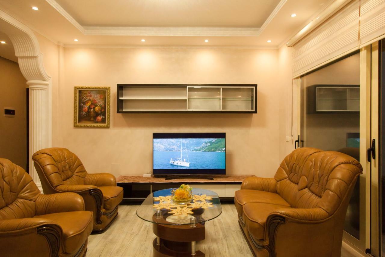 Adriatic Seaview Apartment Durres Bagian luar foto