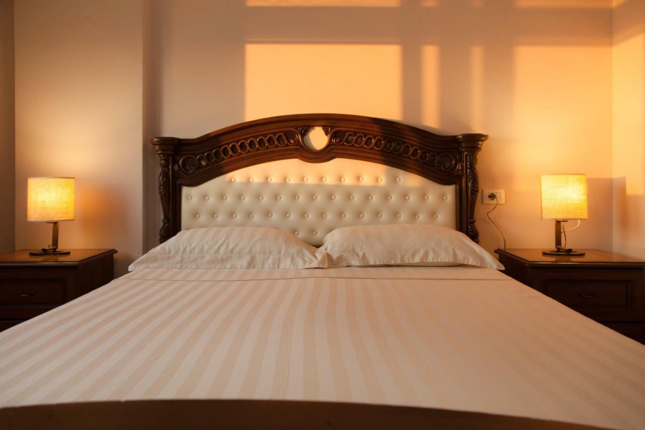 Adriatic Seaview Apartment Durres Bagian luar foto