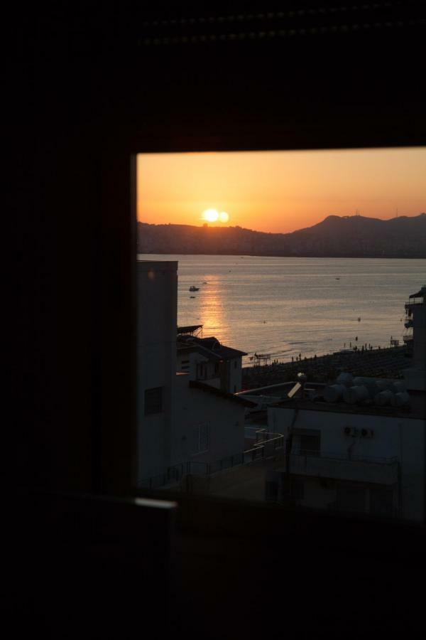 Adriatic Seaview Apartment Durres Bagian luar foto