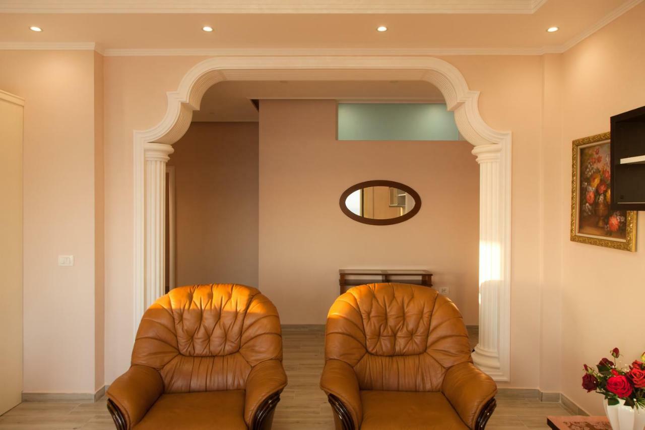 Adriatic Seaview Apartment Durres Bagian luar foto
