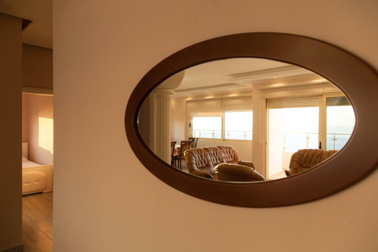 Adriatic Seaview Apartment Durres Bagian luar foto