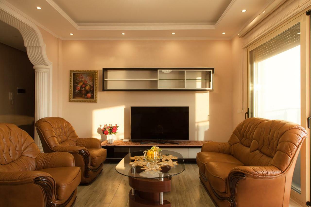 Adriatic Seaview Apartment Durres Bagian luar foto